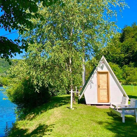 Una Kamp Hotell Bosanska Krupa Exteriör bild