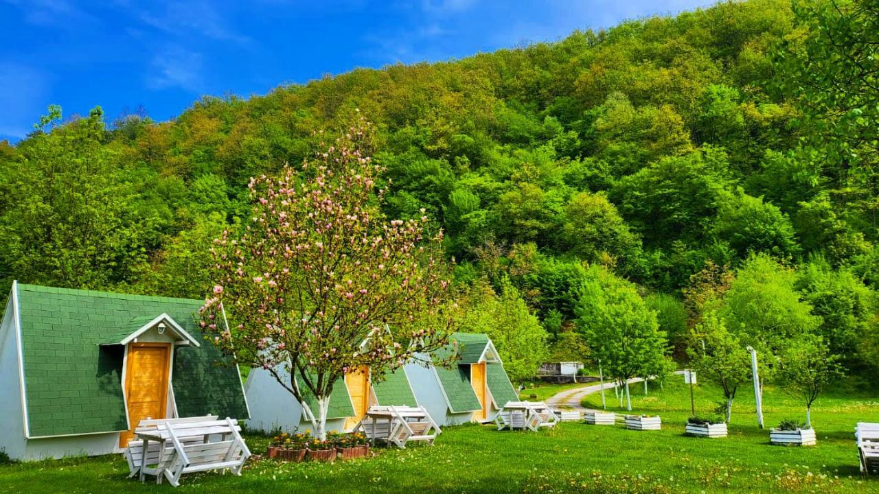 Una Kamp Hotell Bosanska Krupa Exteriör bild