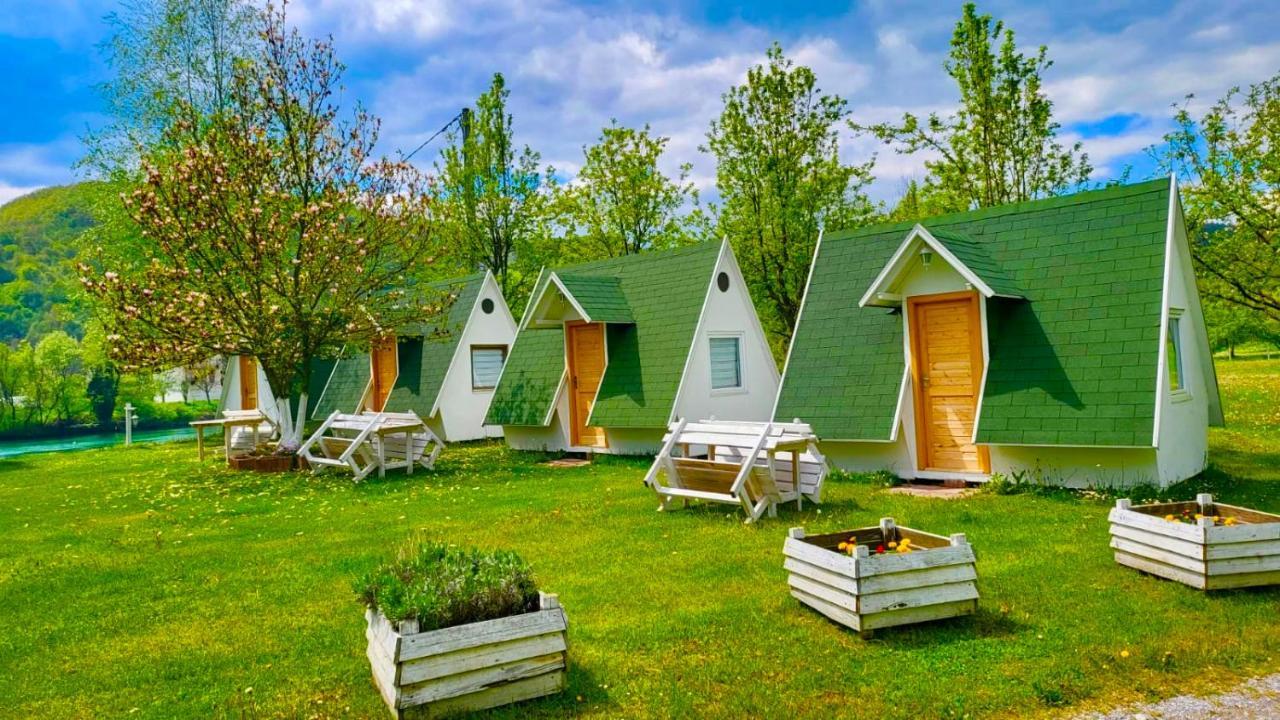 Una Kamp Hotell Bosanska Krupa Exteriör bild