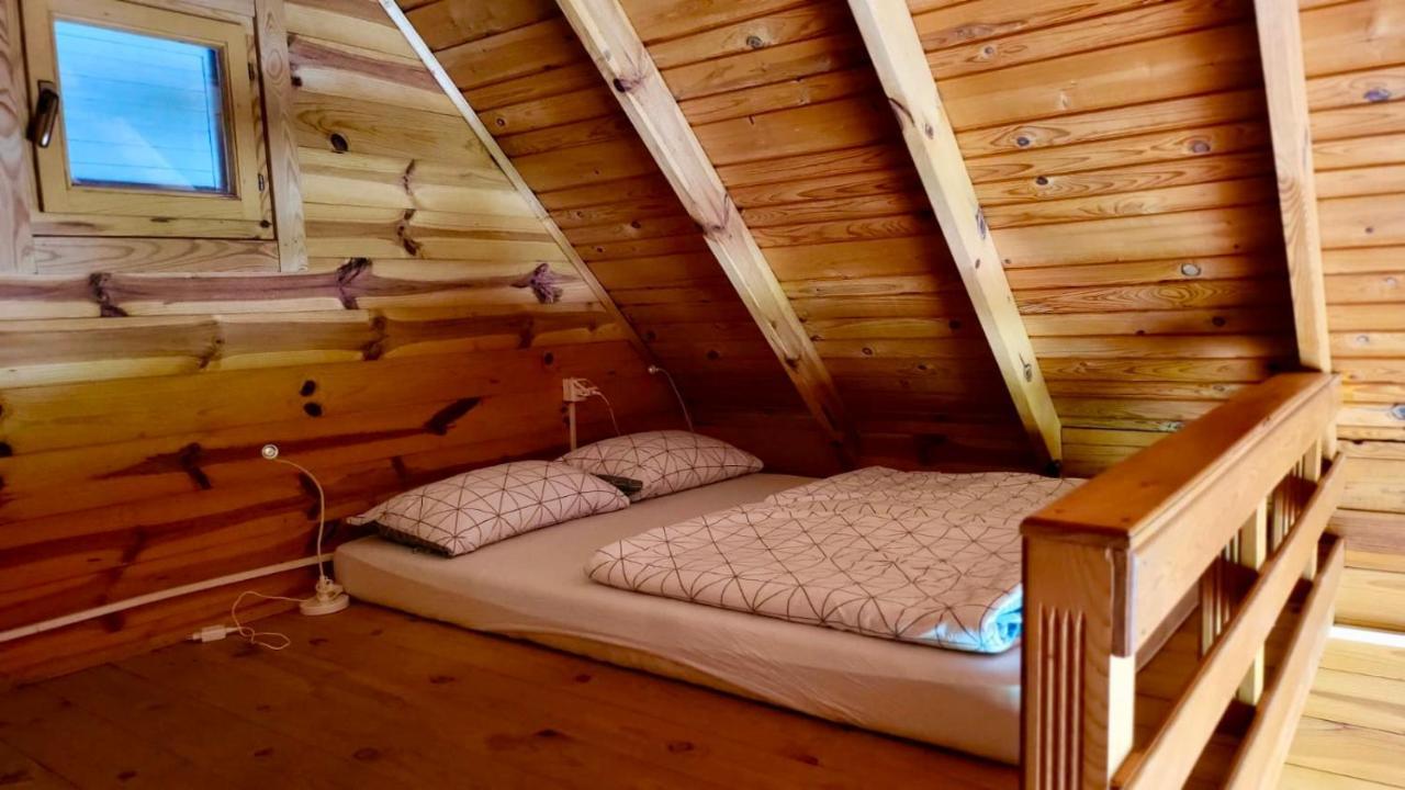Una Kamp Hotell Bosanska Krupa Exteriör bild