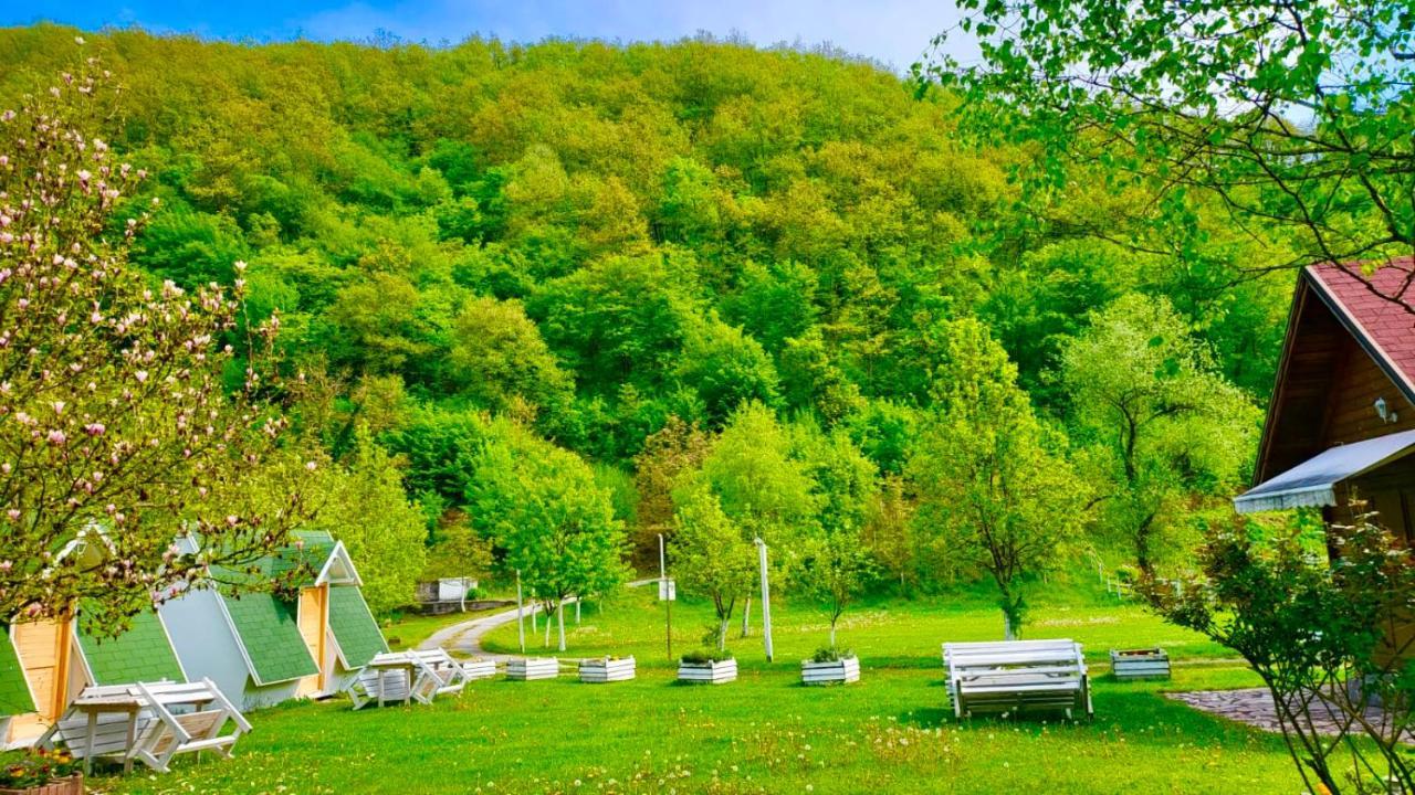Una Kamp Hotell Bosanska Krupa Exteriör bild