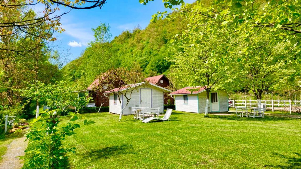 Una Kamp Hotell Bosanska Krupa Exteriör bild