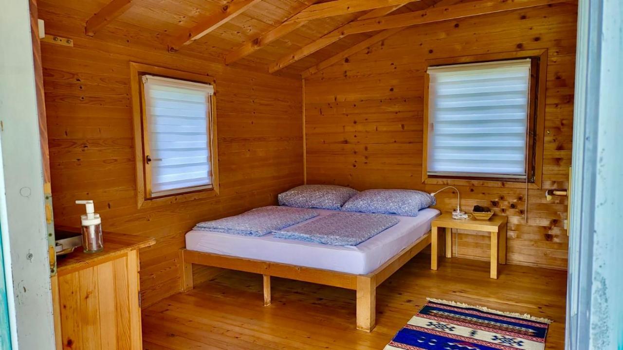 Una Kamp Hotell Bosanska Krupa Exteriör bild
